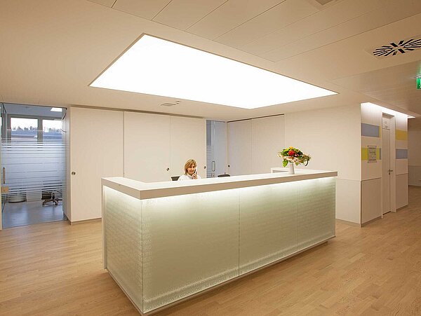 Tresen der Komfortstation Tresen der Komfortstation