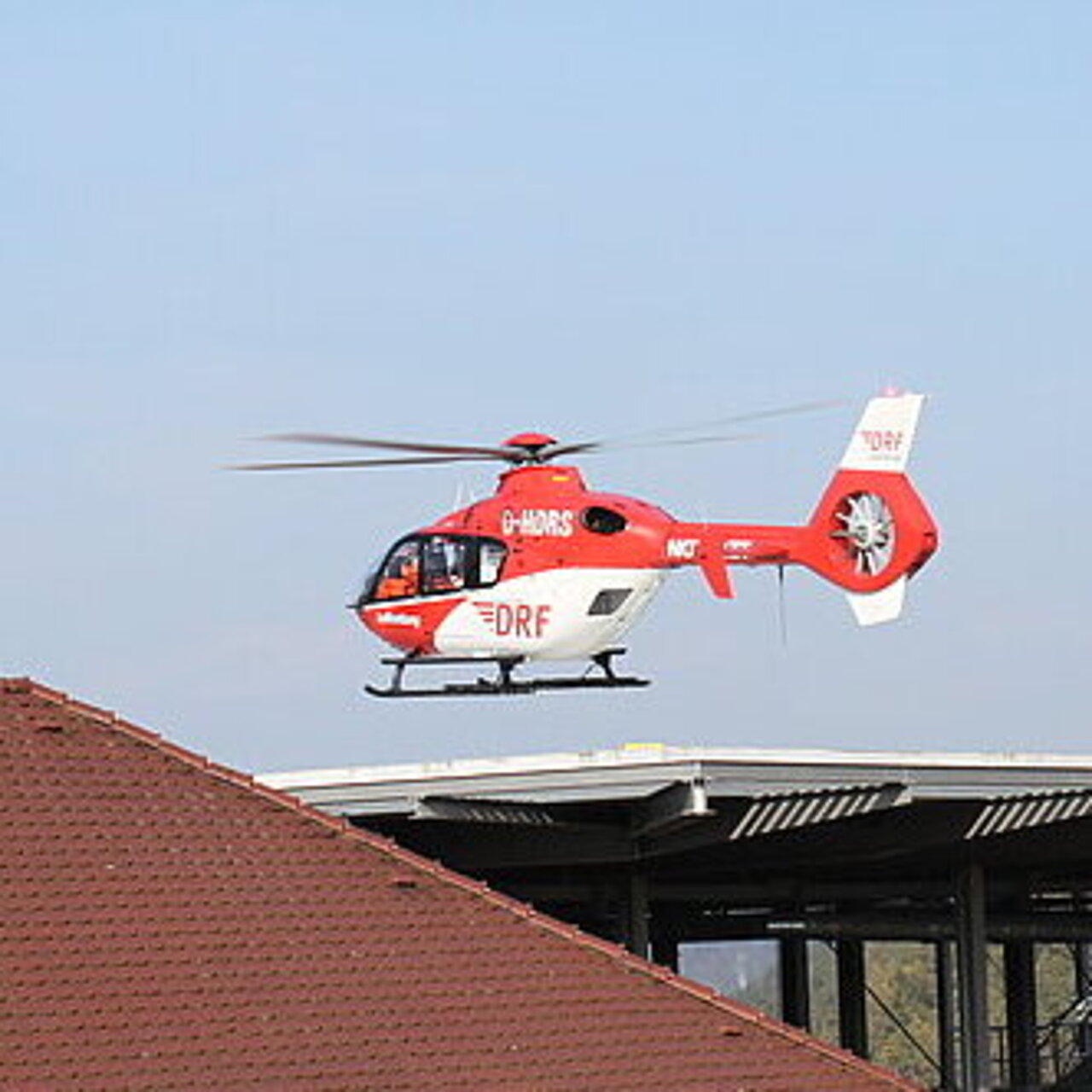 Hubschrauber beim Start Hubschrauber beim Start