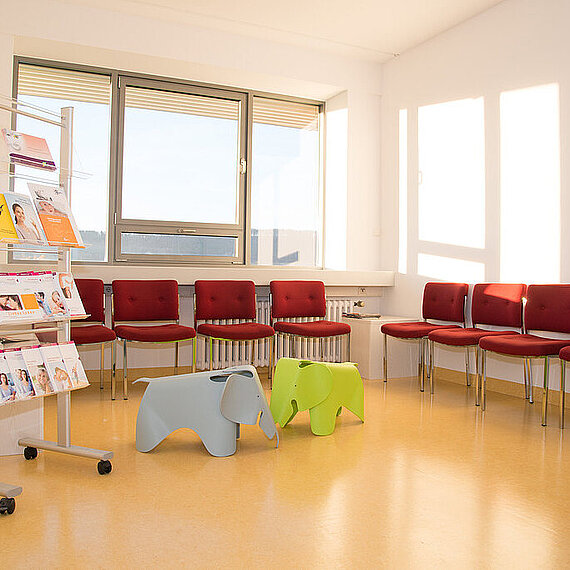 Wartezimmer im MVZ Wartezimmer im MVZ